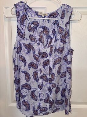 Skies Are Blue Lavender Paisley Sleeveless Top